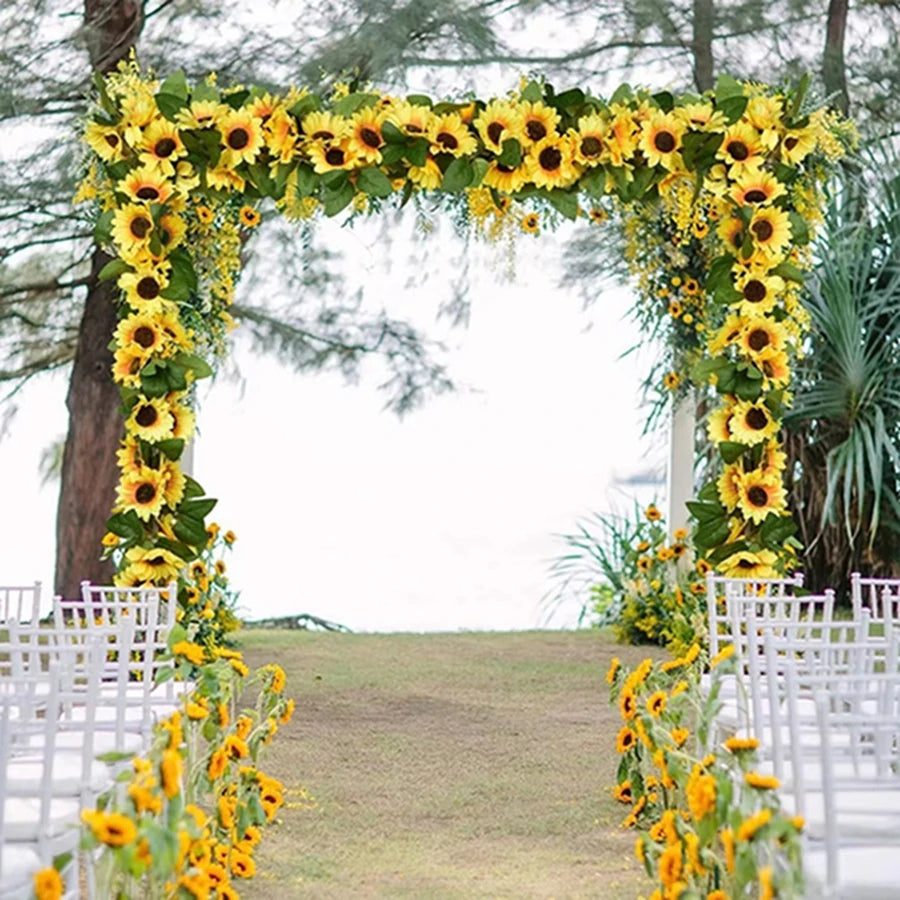 Guirlande fleurs tournesol feuilles vertes décoration extérieure mariage anniversaire baby shower festive naturelle