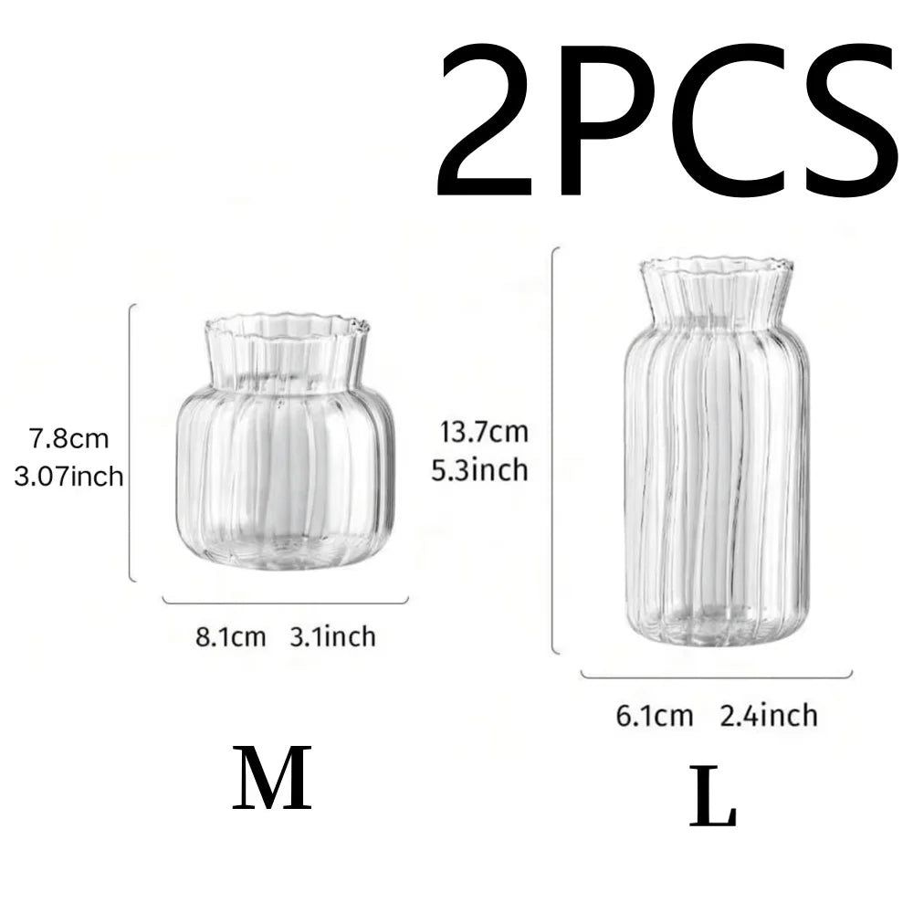 vases transparents modernes rayures verticales poignée métallique décoration intérieure table centrale pièces