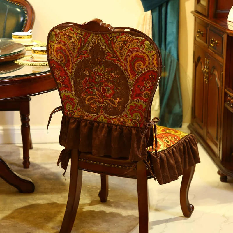 coussin chaise vintage imprimé floral paisley marron rouge bleu beige fixations mariage