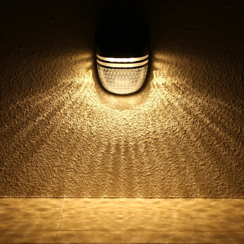 lampe solaire murale moderne noire transparente panneau adhésif perforée ip65