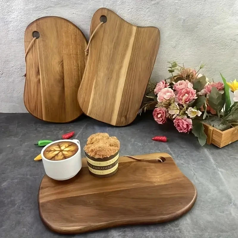 planche découper bois acacia marron clair marron foncé grain naturel rustique moderne