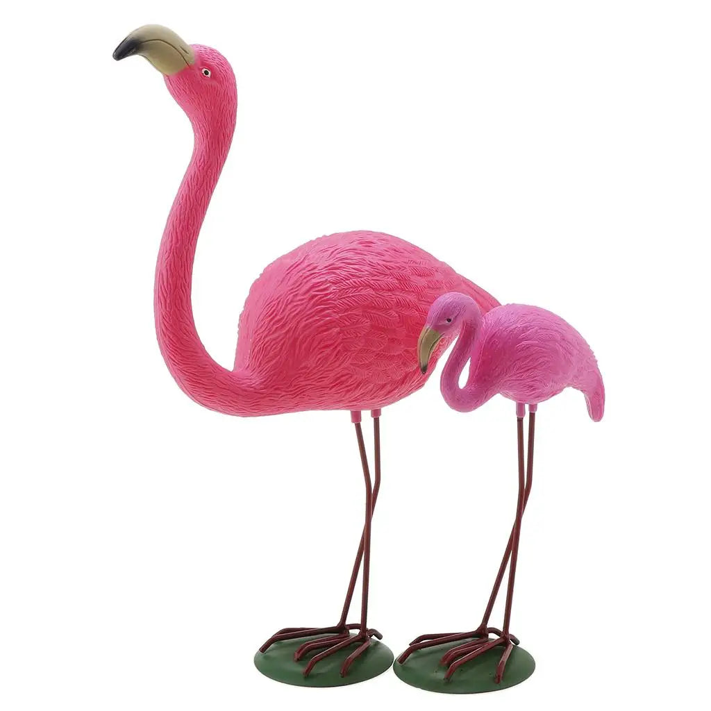 statues flamants roses decoratives jardin plumes rose bec jaune base verte