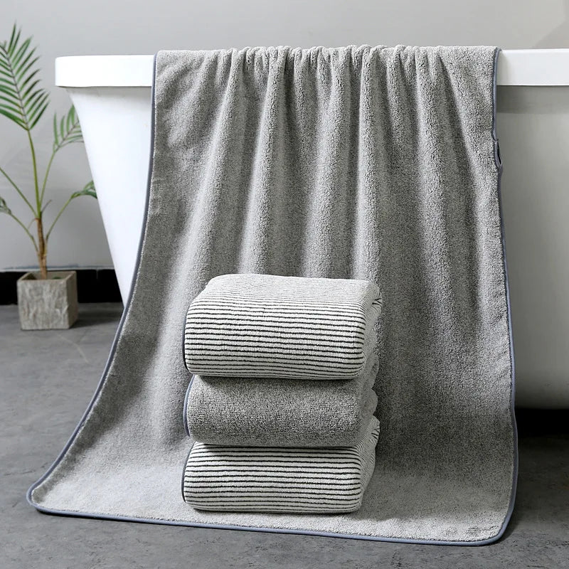 serviette bain fibre bambou rayures noires gris clair séchage rapide adultes moderne MACHINE