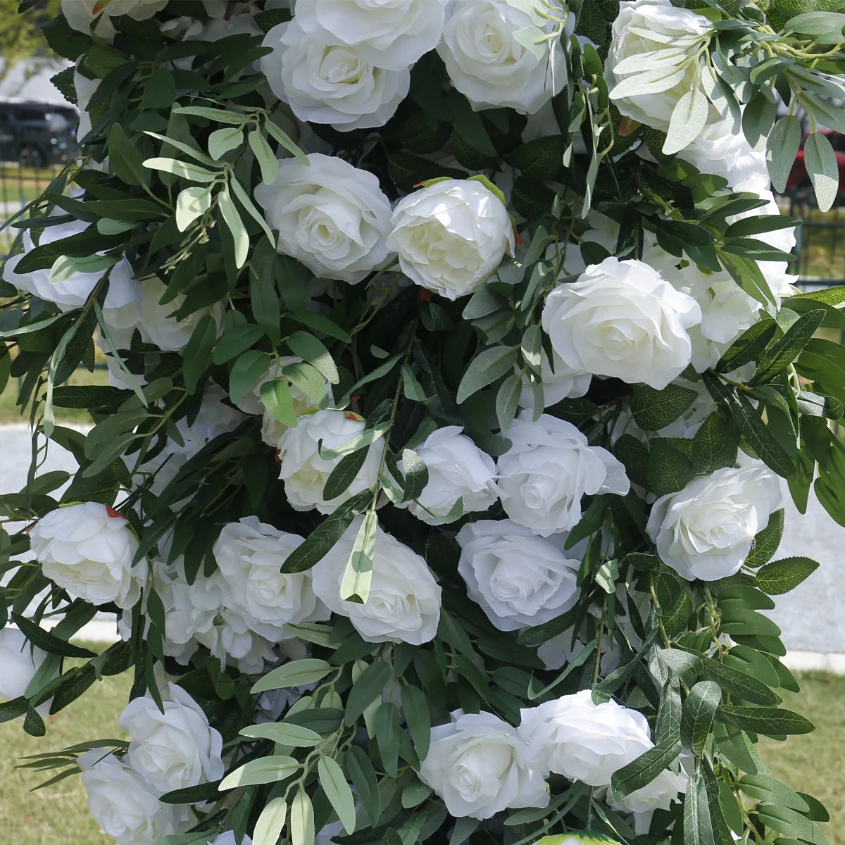 arche decorative fleurs artificielles blanc vert decoration mariage anniversaire intérieur extérieur