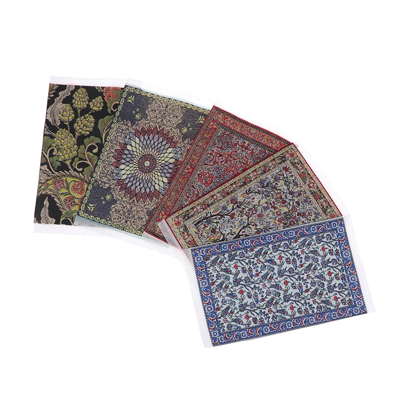 petit tapis miniature peluche motif floral mandala maison poupee decor chambre salon