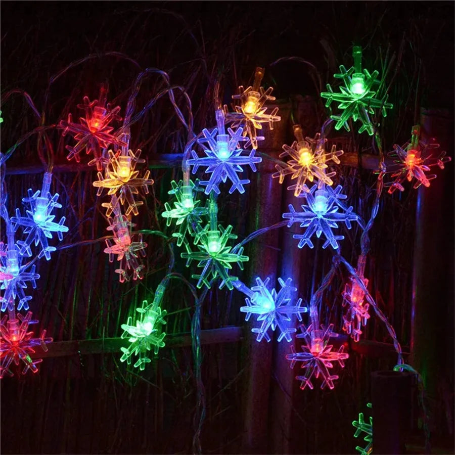 guirlande lumineuse festive flocons neige couleur blanc rouge vert bleu occasion noël anniversaire mariage