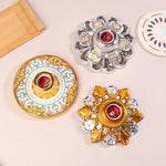 support lampe ornemental baroque or argent rouge ornements floraux motifs géométriques opaques