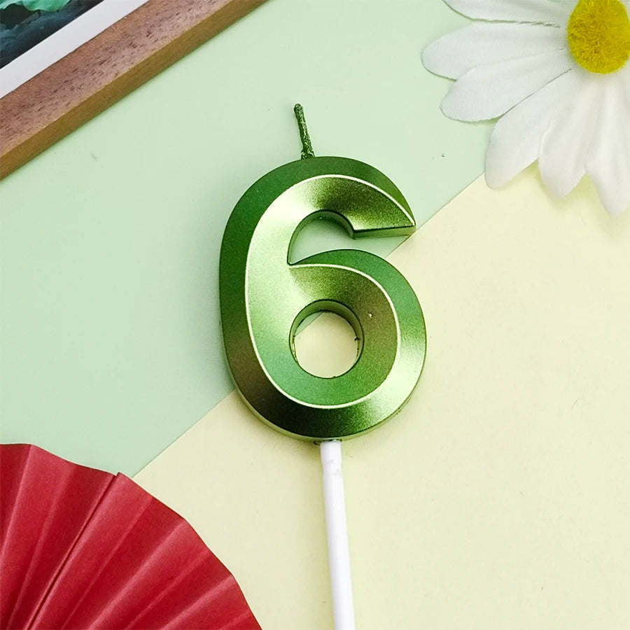 bougies vertes chiffres anniversaire moderne opalescent emballage happy birthday festive minimaliste