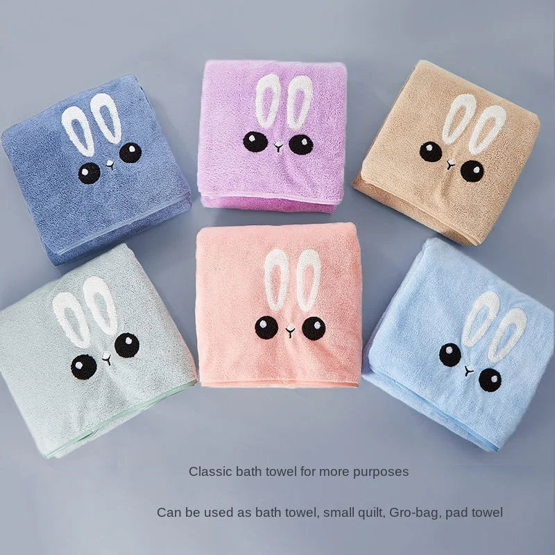 robe bain bébé douce oreilles lapin motif visage animal brodé pastel bleu rose confortable