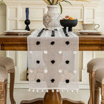 table cuisine nappe rose blanche rouge pompons décorative rustique imperméable machine festive noël pâques