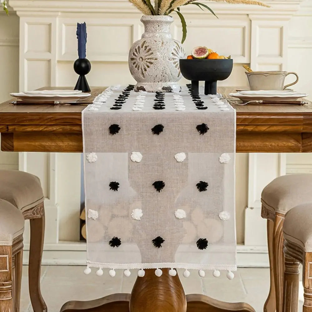 table cuisine nappe rose blanche rouge pompons décorative rustique imperméable machine festive noël pâques