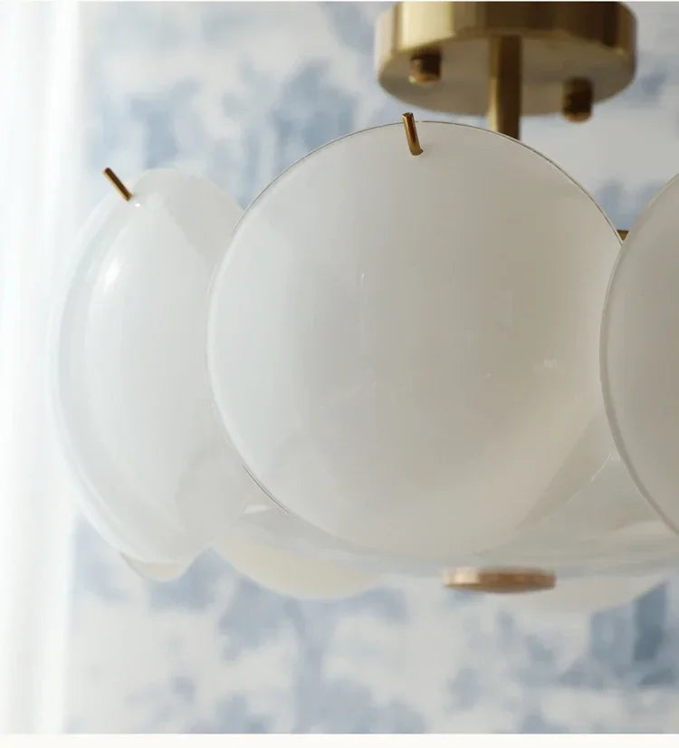 suspension lumineuse moderne blanc doré ronds translucides cuisine salle manger chambre coucher