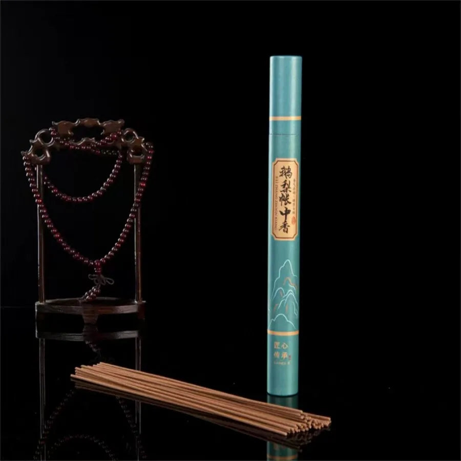 bâtonnets d'encens bois agarwood parfum aromatique traditionnel motif montagnes rouge bleu vert
