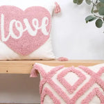 taie d'oreiller carrée brodée cœur géométrique 100% polyester blanc rose décoration maison boho chic