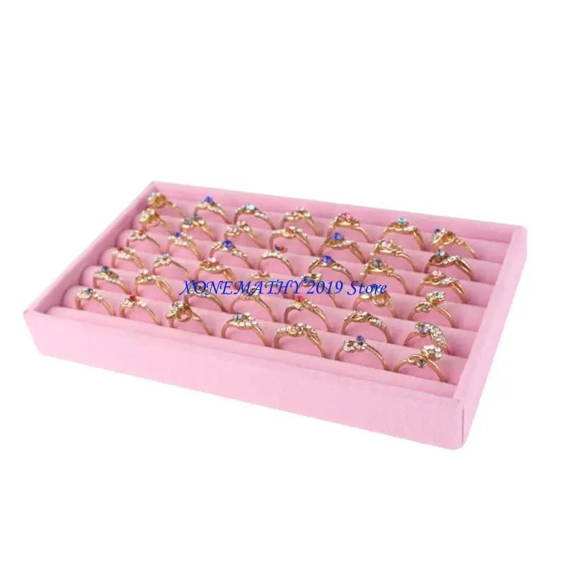 organisateur bijoux boîte velours rose moderne colliers boucles doreilles pendentifs bracelets dorés