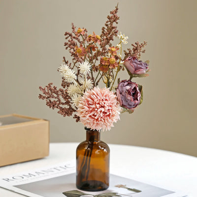 bouquet fleurs séchées rose blanc beige marron fleurs variées feuilles vertes classique naturel vase