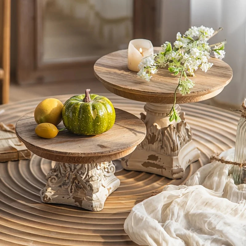 support gâteau bois vintage plateau cuisine détails sculptés ornements rustiques entrée mariage desserts plats