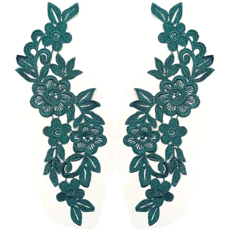 appliques textiles brodées motifs floraux couleurs rouges bleues vertes marrons or coton polyester