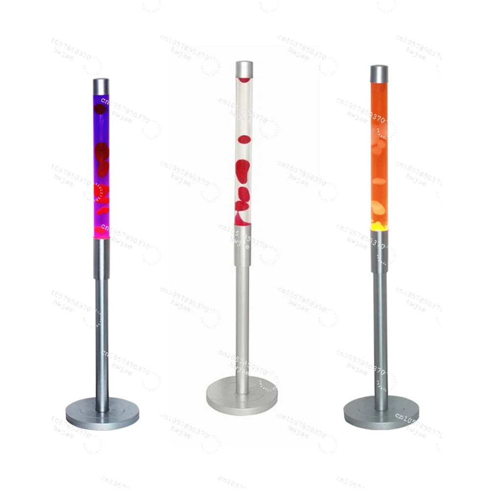Lampe à lave géante arc-en-ciel LED dans une chambre créant une ambiance apaisante