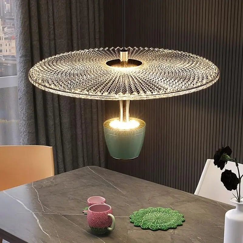 suspension lumineuse moderne élégante dorée transparente câble suspendu chambre salon étude