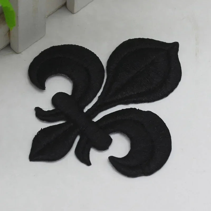 dentelle brodée fleur lys or argent polyester appliques patchs coudre broderie ecussons motifs ornements