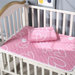 tapis changement imperméable rose coeurs blancs moderne protège lit anti bactéries 70cm 90cm