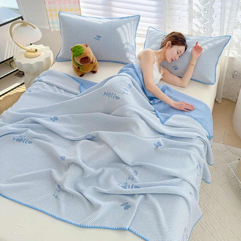 couverture été respirante polyester cooling fibers motif souris hello blanc bleu doux moderne oreillers