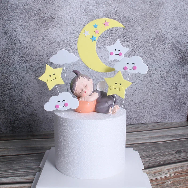 décoration gâteau anniversaire étoiles nuages lune sourire nuit bleu jaune rose