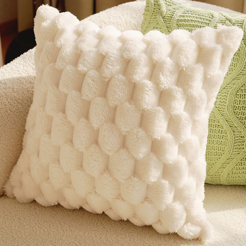 coussin décoratif peluche blanc motif boules doux canapé lit chaise maison