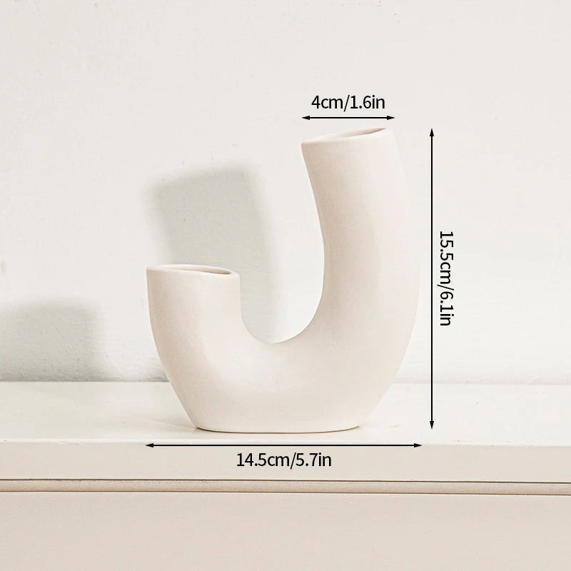 vases blancs modernes céramique rondes lignes horizontales décoration intérieure simple