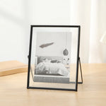 cadre photo rectangle acrylique moderne noir doré transparent pied métal decoration maison