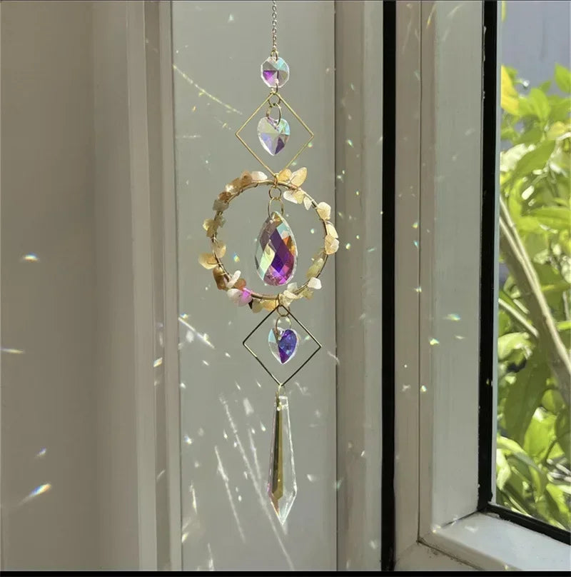 suspension décorative cristal transparent vert violet doré cristaux artisanale élégante jardin intérieur