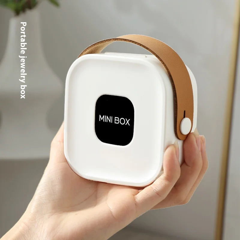 boîte rangement bijoux portable haute capacité simili cuir blanc marron silicone lavable moderne compact