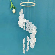 mobile décoratif suspendu disques colorés aspect texturé bohème semi transparent anneau bois