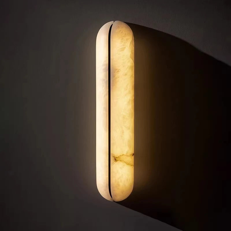 appliques murales modernes éclairage cuisine salle manger veines marbrées semi translucides lumière LED beige