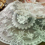 serviettes table classiques broderie florale dentelle fine blanc vintage