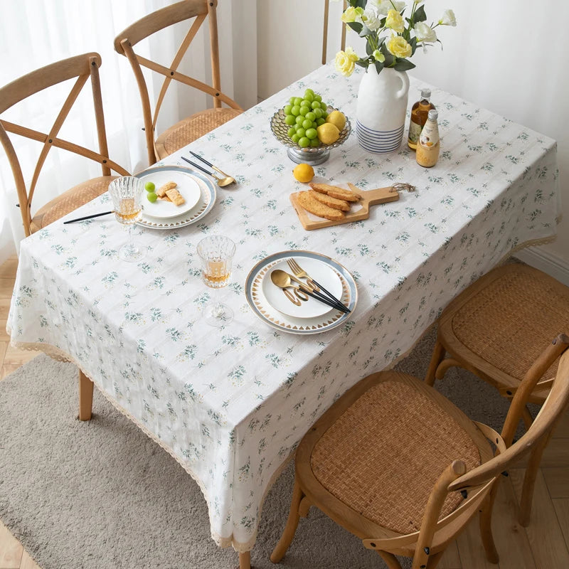 nappe table fleurs blanche verte beige bordure dentelée classique romantique extérieur