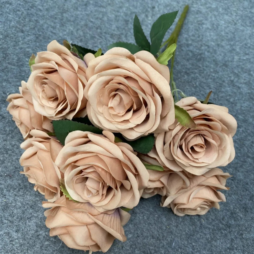 décoration intérieure bouquet roses artificielles modernes élégantes anniversaire mariage festivesOpaque roses bouquet decoration interior