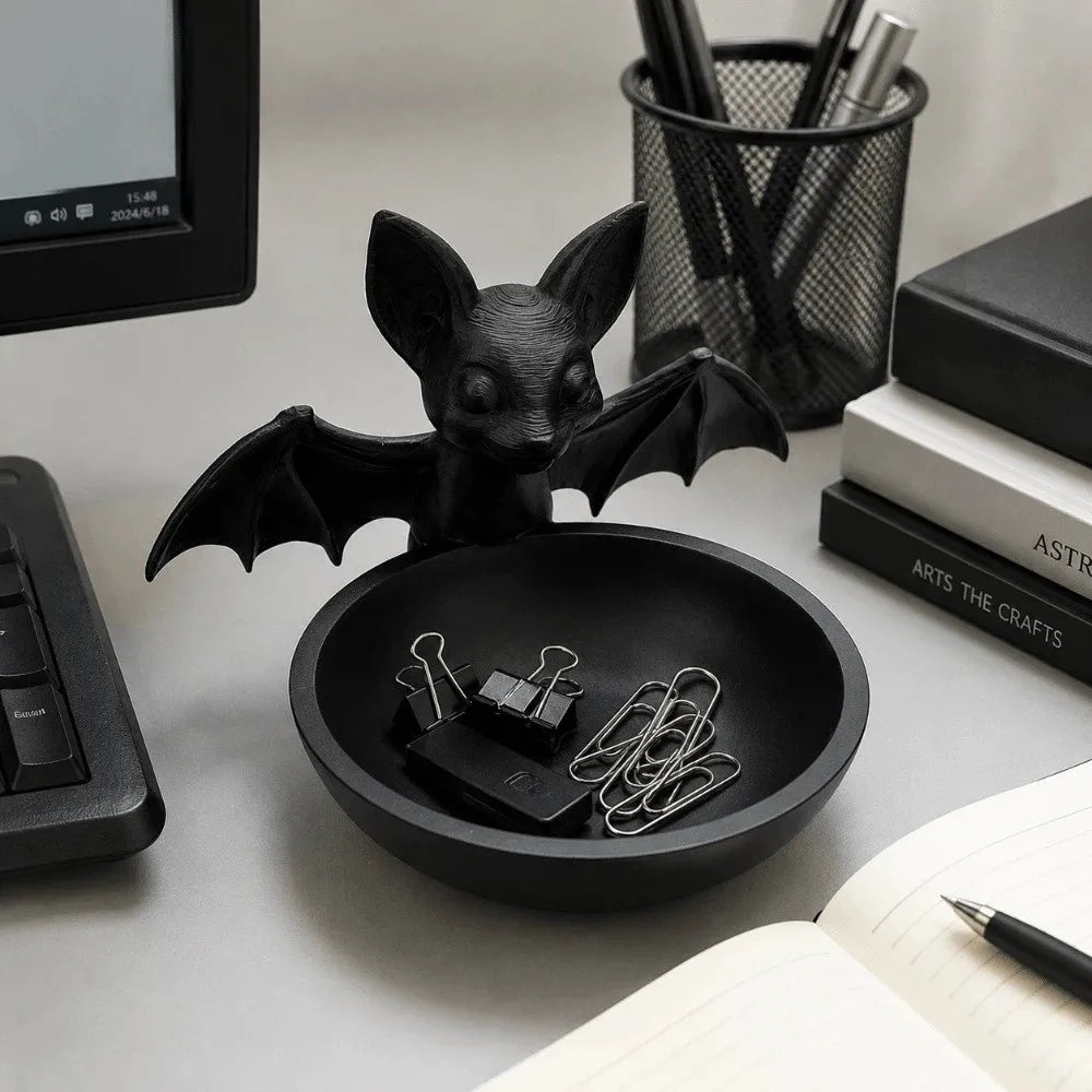 support bijoux noir chauve souris sculpté moderne rangement articulé ornement décoration Halloween