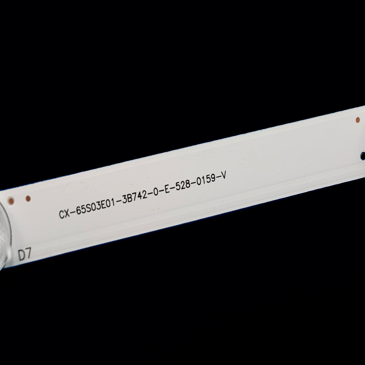 bande lumineuse led blanc moderne certification lignes noires parallèles
