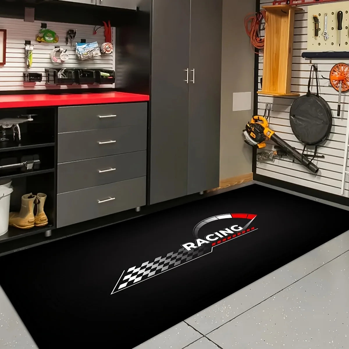 tapis sol noir racing logo carrés damiers garage maison moderne antidérapant polyester pvc