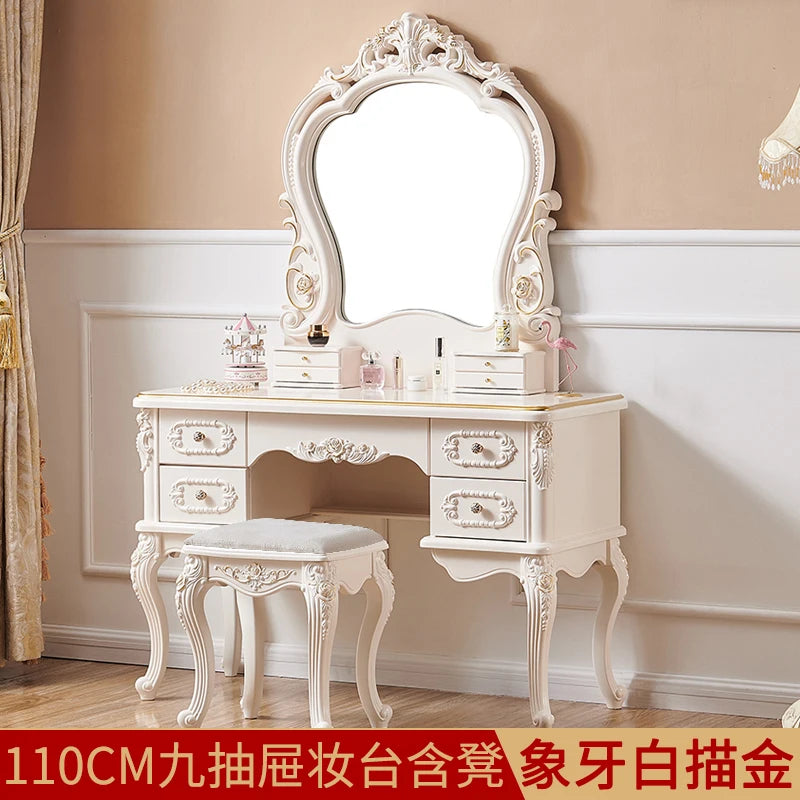 maquillage blanc ornements floraux six tiroirs grand miroir tabouret chambre classique