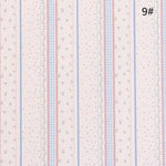 décoration intérieure papier peint floral moderne bleu rose gris blanc