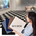 tapis auto adhésif carré 30x30cm sol intérieur moderne texture tissée collage facile maison