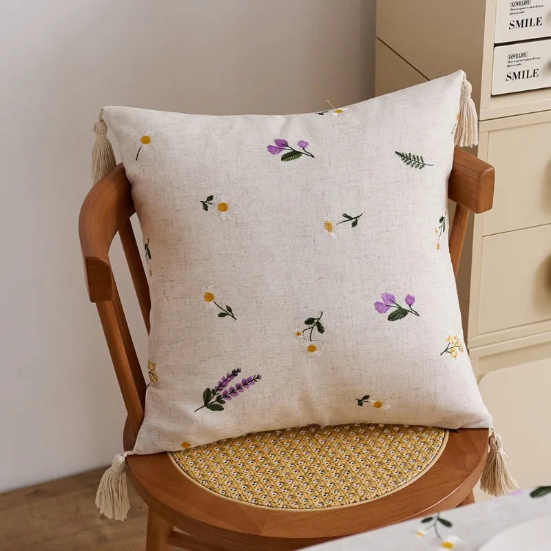housse coussin carré motif floral rustique polyester beige pompons décoratif intérieur voiture