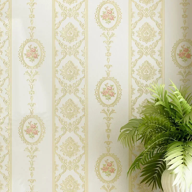 papier peint classique baroque fleurs roses beige rose clair bleu clair vertical adhésif imperméable