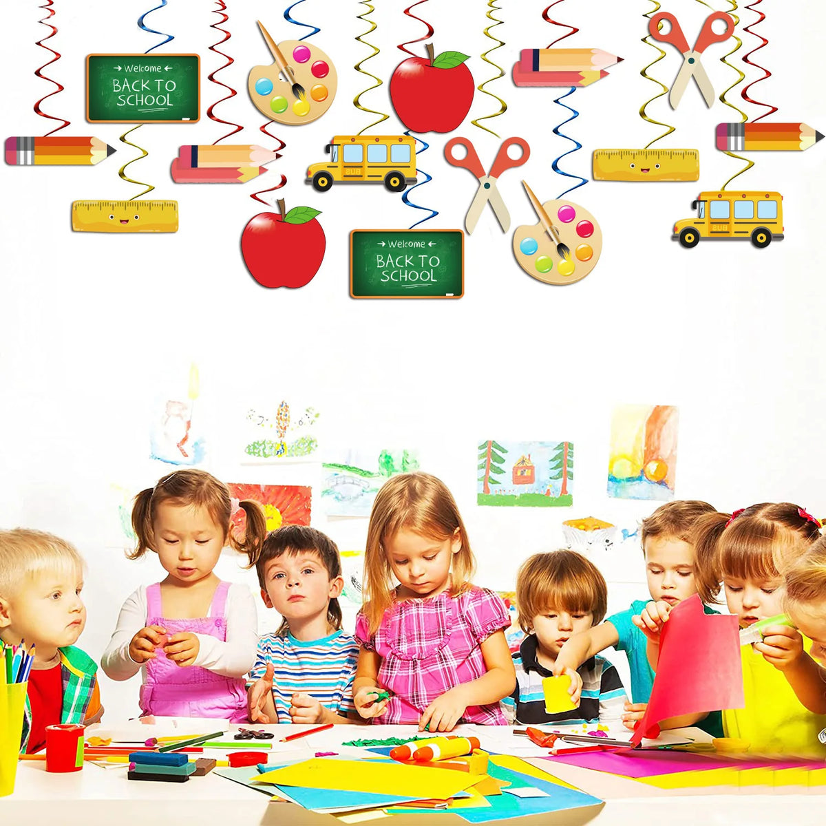 guirlande décorative scolaire multicolore pommes crayons bus globe règle alarme étoiles festive retour école