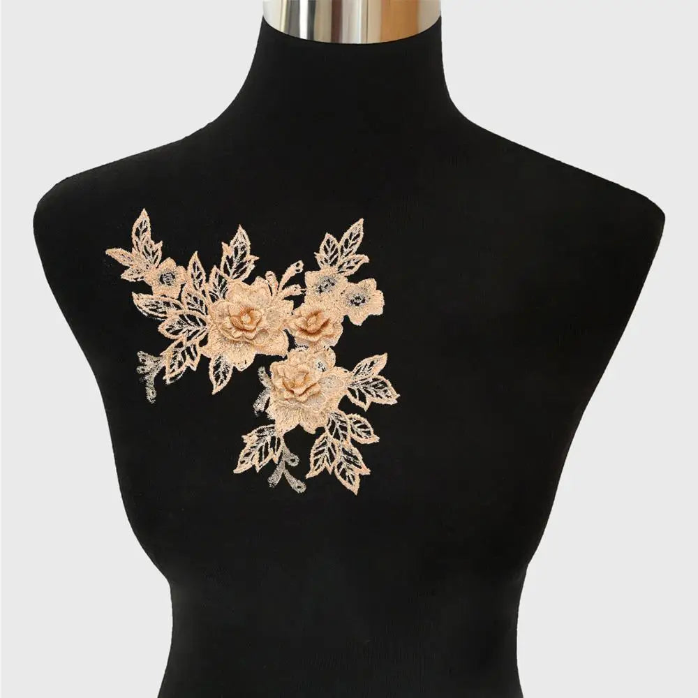 applique textile brodé fleurs doré clair broderie fine adult femelle polyester