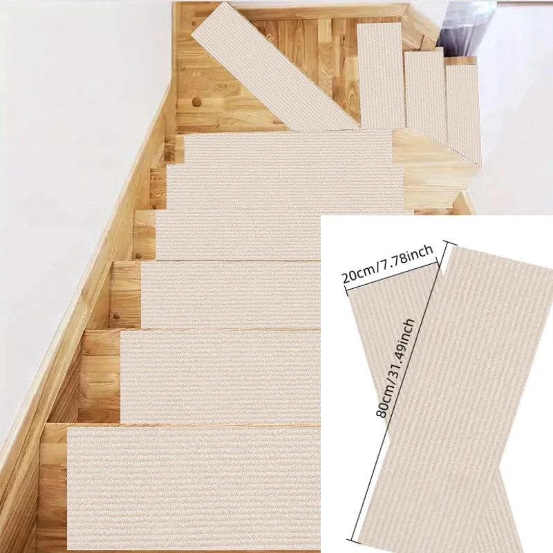 tapis d'escalier adhésif moderne rayures horizontales beige clair gris foncé 20cm 80cm