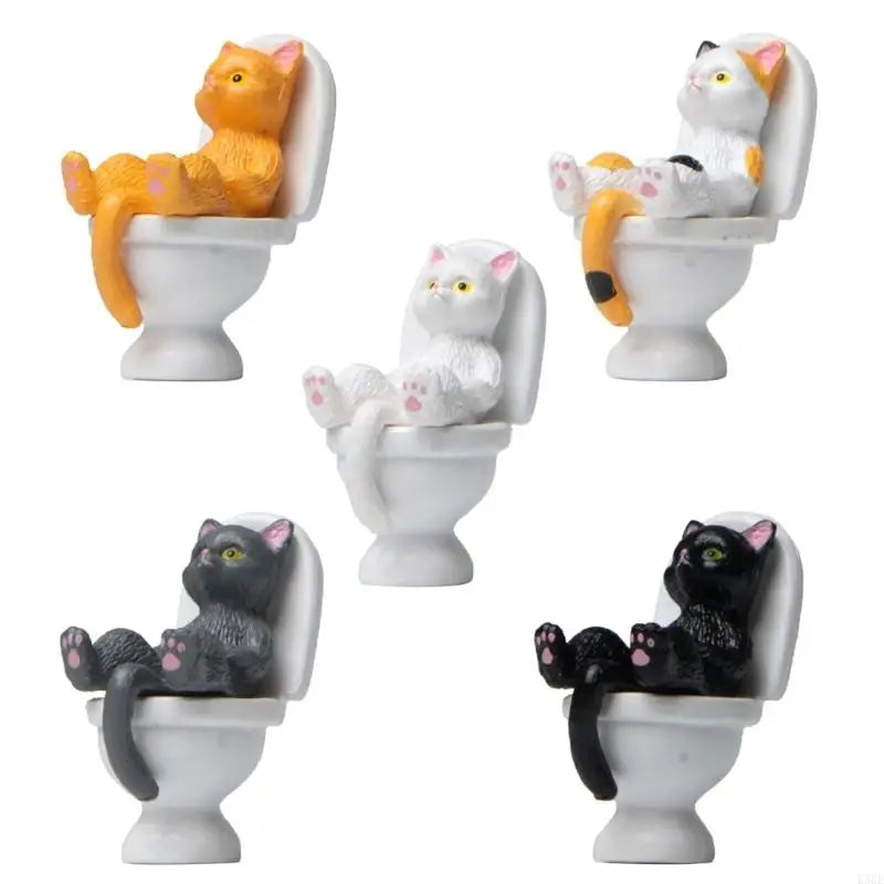 figurine chat orange gris blanc peluche yeux jaunes decoratif cartoon ornement maison noel animal